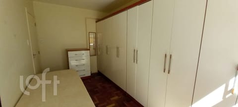 Image 4 - 230356